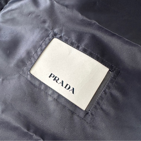 Prada garment bag - Picture 2 of 4